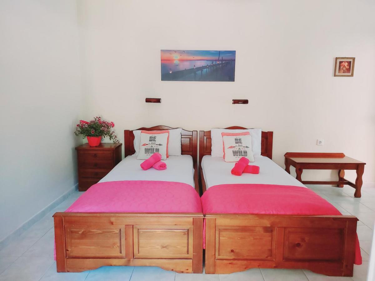 إيبسوس Zoi & Alexia Apartments المظهر الخارجي الصورة